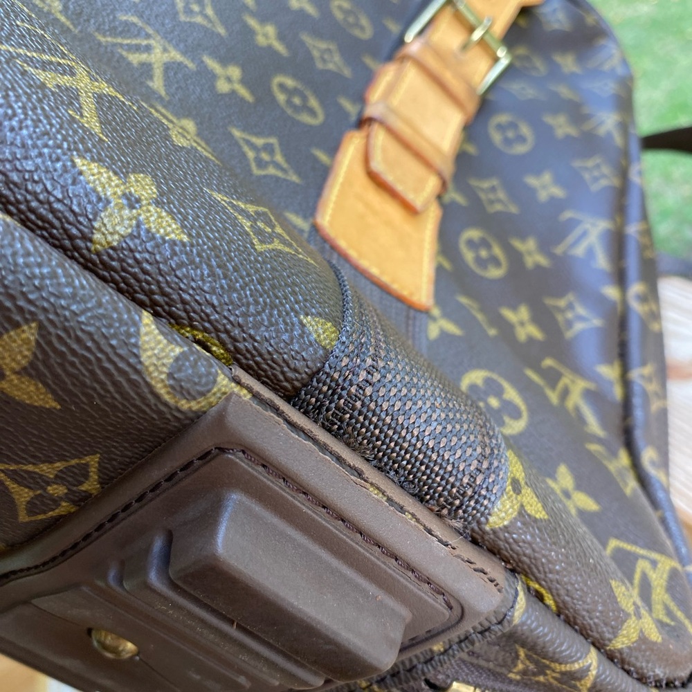 Authentic Louis Vuitton Satellite soft side suitcase classic monogram canvas - Picture 12 of 17